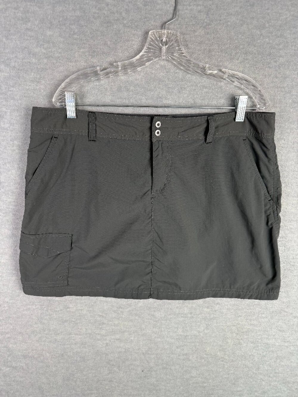 Columbia Womens 14 Omni-Shade Skort Gray Active Fit Cargo Pockets Sun Protection